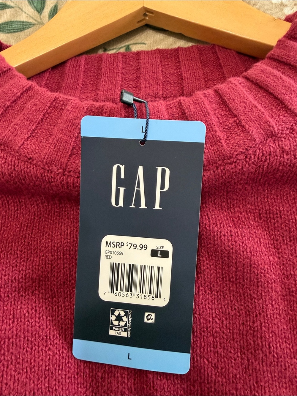 GAP Women's Crewneck Sweater — Berry Women’s Large - Picture 4 of 6